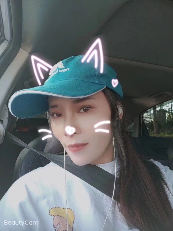 水瓶座的第二张照片--柳州认干亲服务网